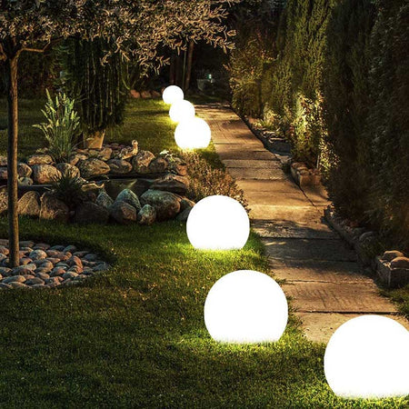 Garden Spherical Light